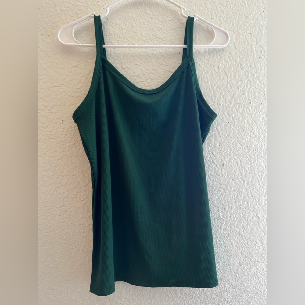 No Boundaries tank size XL
